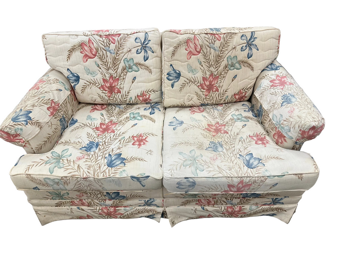 Sanderson "Clementine" Upholstered Loveseat