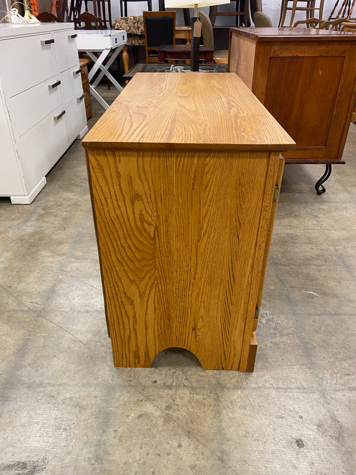 Rustic Farmhouse Oak Media Console with Ample Storage