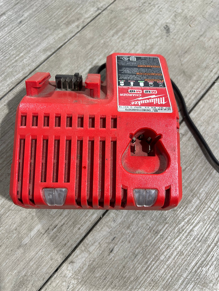 Milwaukee Tool 12V/18V M12/M18 Lithium-Ion Battery