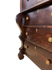 Hickory Chair Furniture Bombe-Style Mahogany Tone Dresser