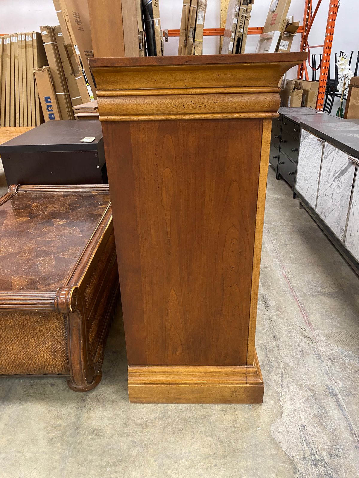 Dick Idol by Klaussner International Nine - Drawer Dresser