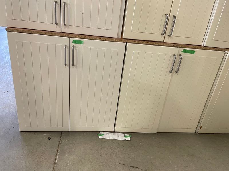 Full white Kitchen set