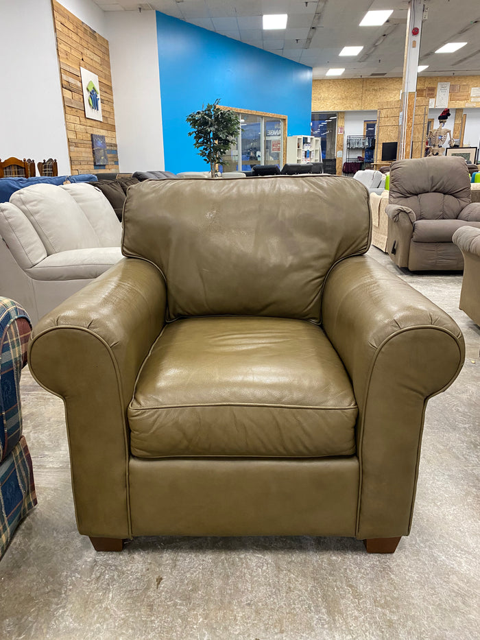Classic - Style Olive Green Leather Club Chair