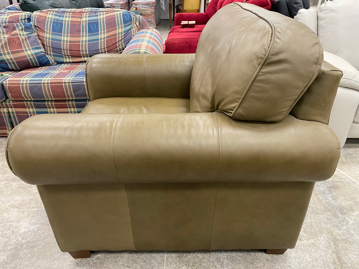 Classic - Style Olive Green Leather Club Chair