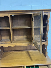 Hutch With 2 Drawers and 3 Doors