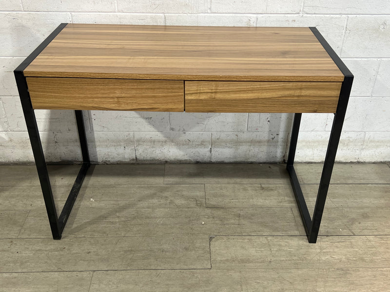 2-Drawer Woodgrain Desk