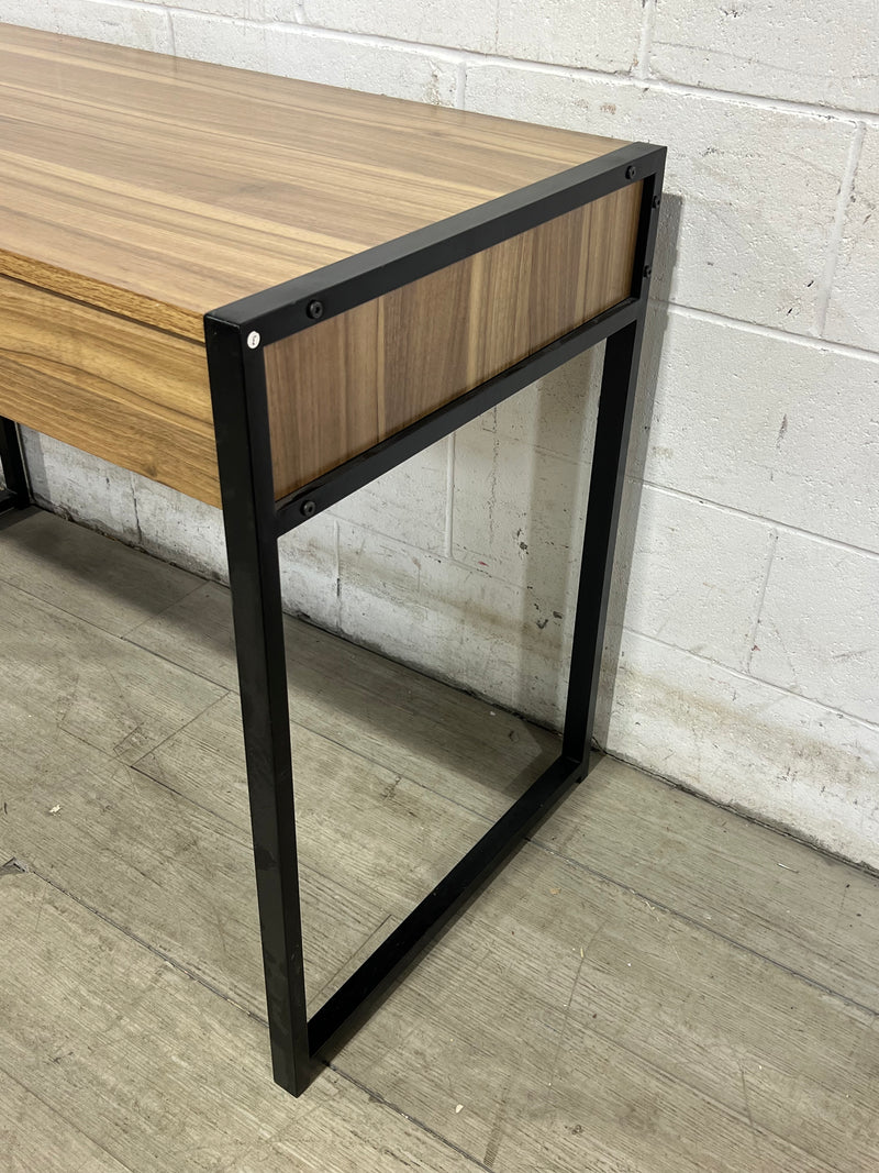 2-Drawer Woodgrain Desk