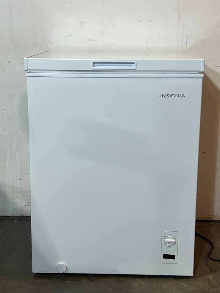 Insignia 5.0 Cu. Ft. Garage Ready Chest Freezer