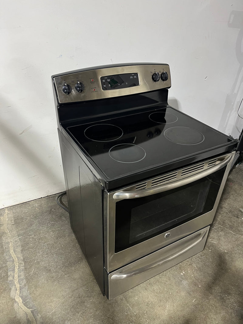 GE  Stainless Steel Electric Range