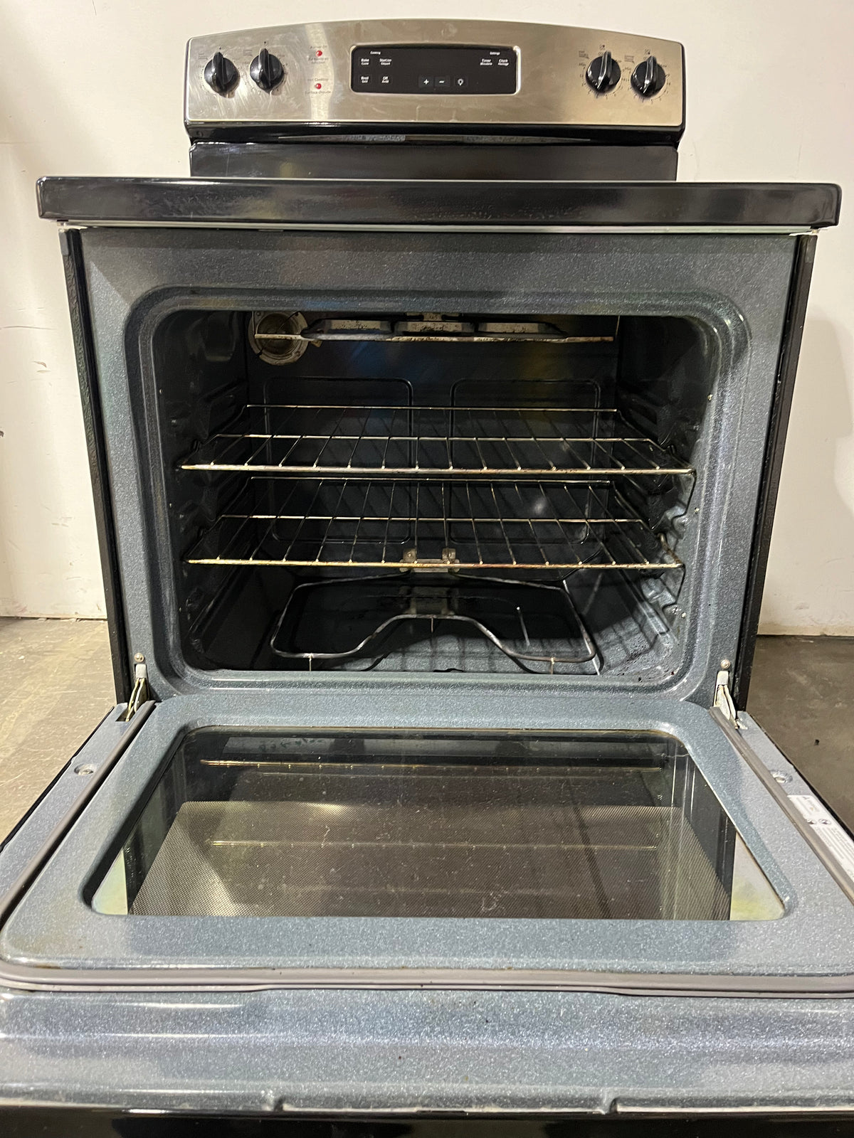 GE  Stainless Steel Electric Range
