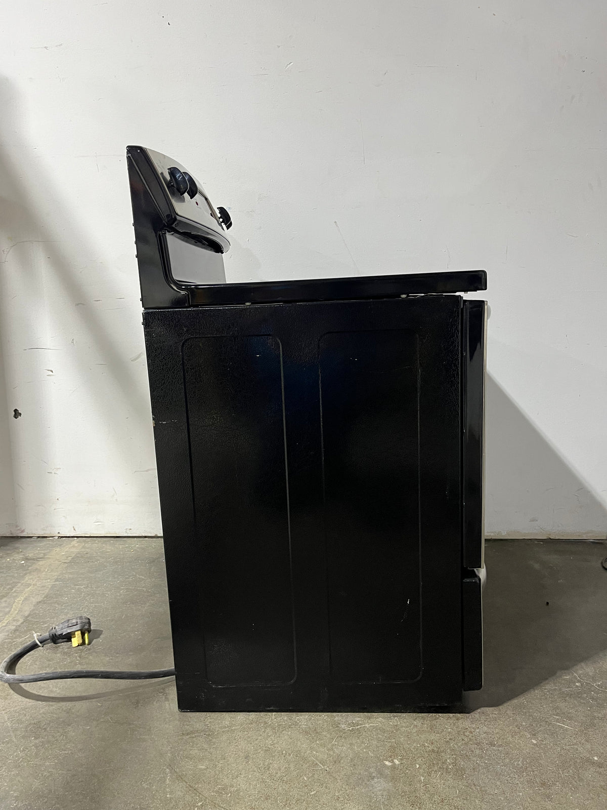 GE  Stainless Steel Electric Range