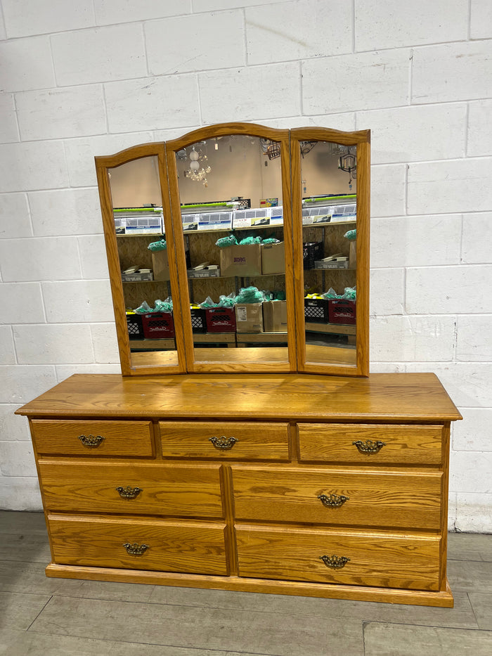 Simpson Cottage Dresser