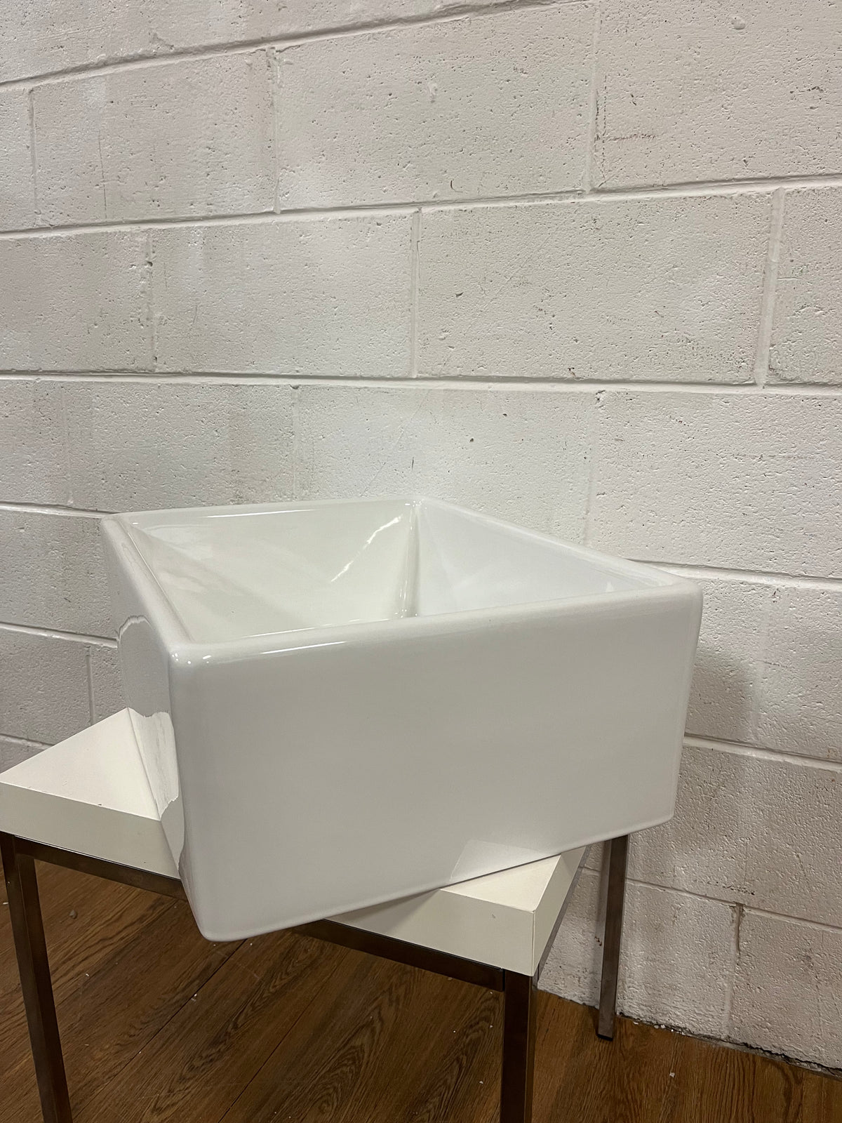 20.5" Ceramic Sink