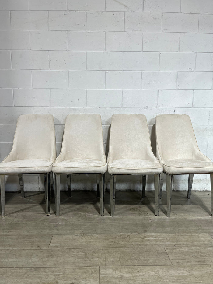 Set of 4 Pearl White Dining Chairs