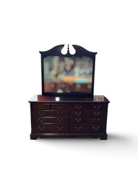Thomasville Impressions Traditional Dresser with Mirror