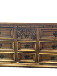 Link-Taylor Ornate Carved Oak  Tone 9 Drawer Dresser