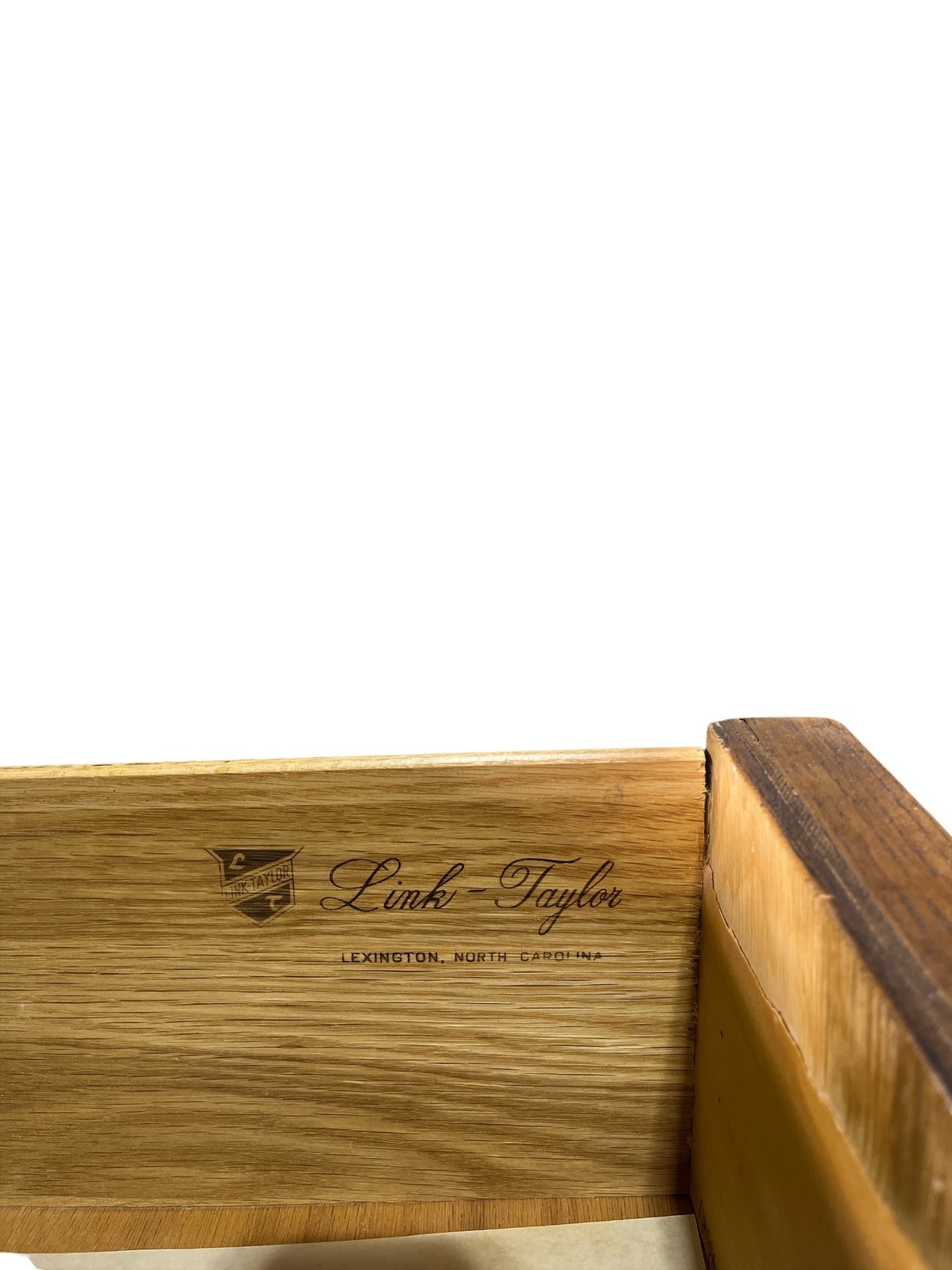 Link-Taylor Ornate Carved Oak  Tone 9 Drawer Dresser