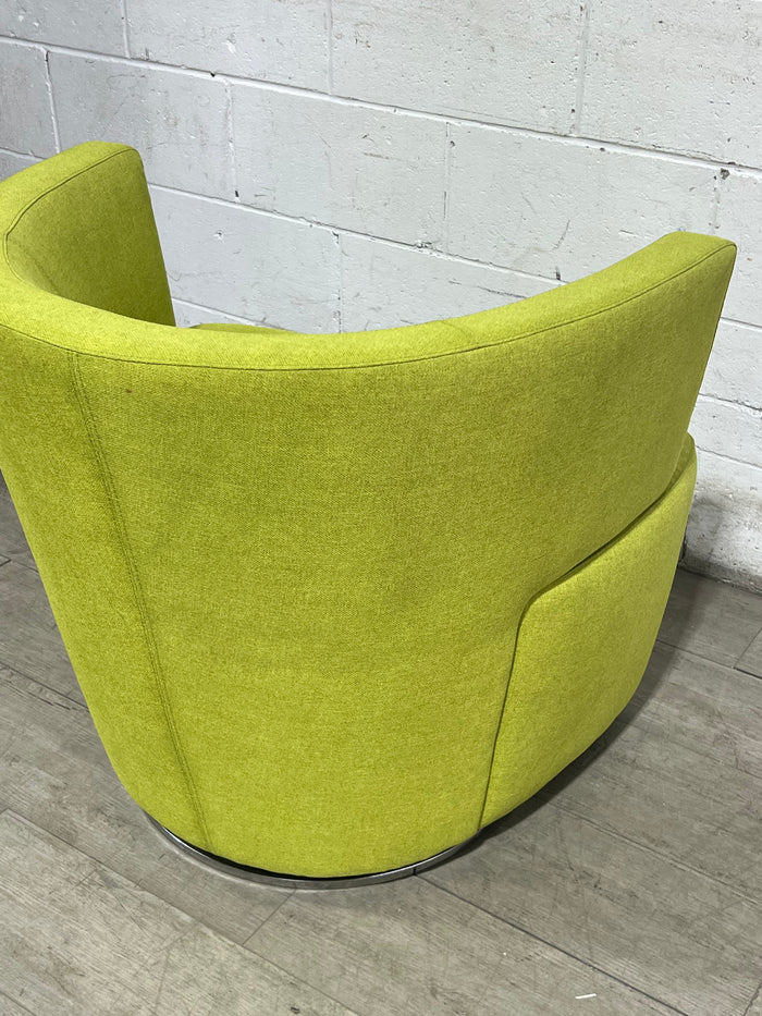 Vert Tub Swivel Chair