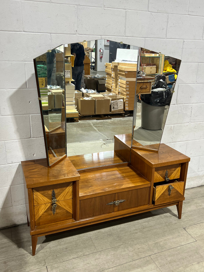 Retro Glam - Mid-Century Modern Vanity with Tri-Fold Mirror