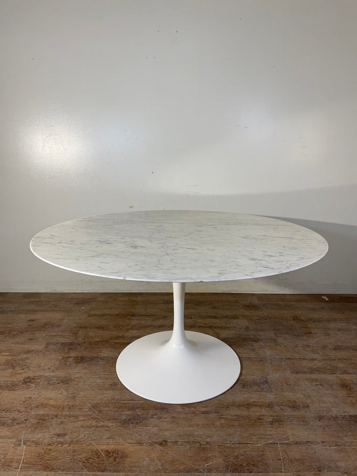 Saarinen 54" Marble Dining Table