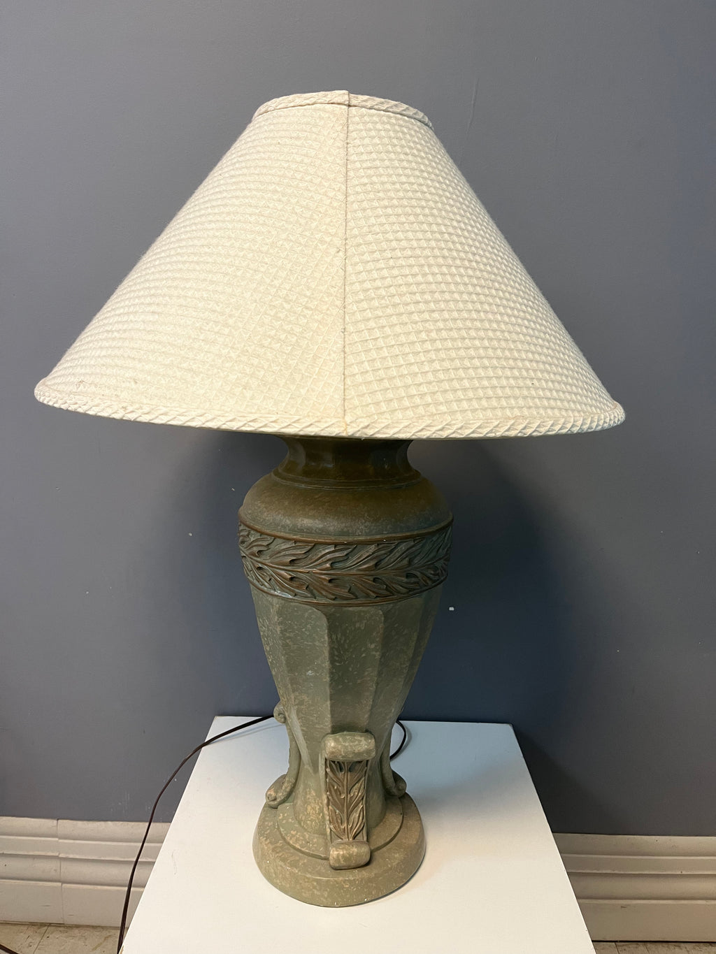 33" Vintage Table Lamp
