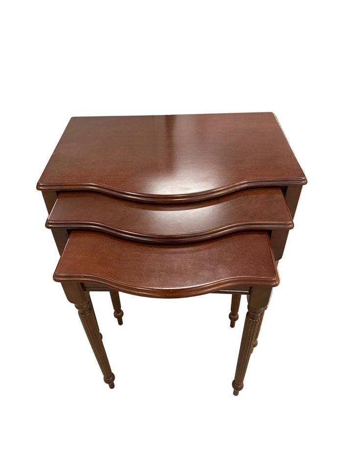 Mahogany Vintage Set of 3 Nesting Tables