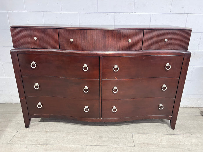Modern Fluted 9-Drawer Dresser