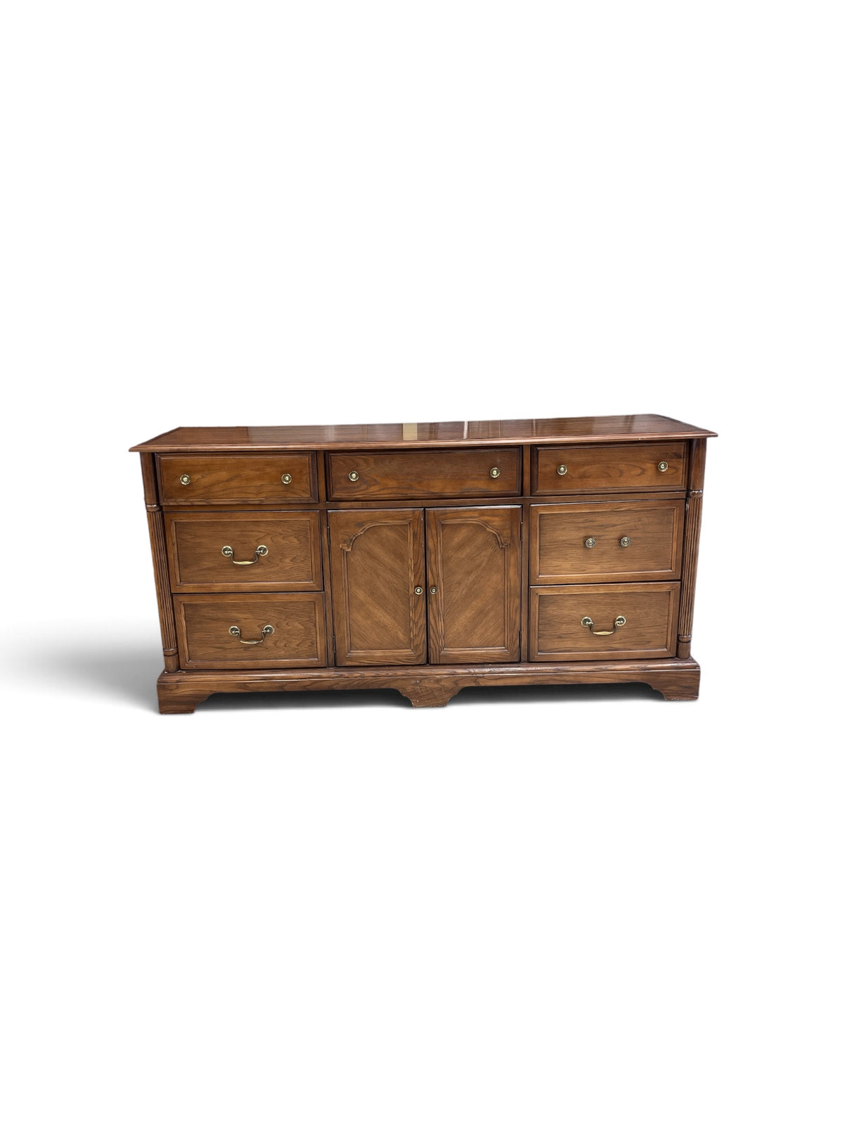 Kroehler Traditional Solid Wood Buffet Cabinet
