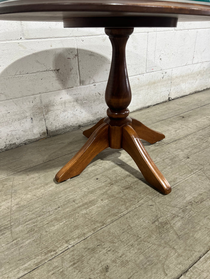Oval Pedestal End Table