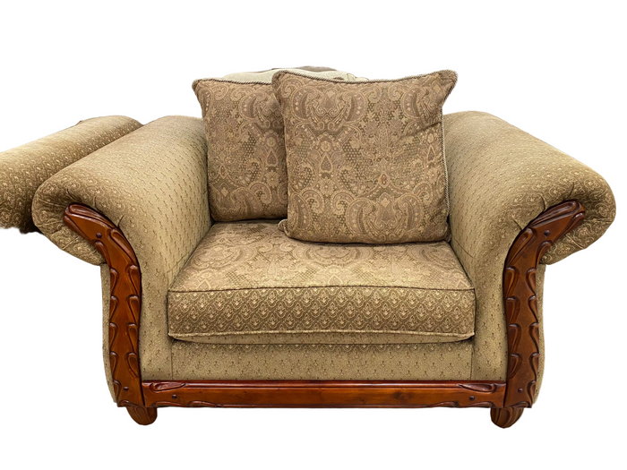 Traditional XL Accent Chair