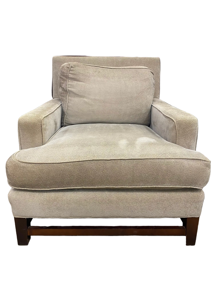 Light-Coloured Herringbone Fabric Transitional Style Armchair