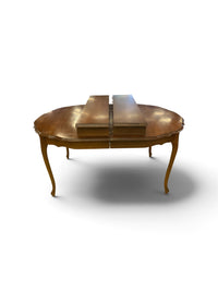 Chelsey Vintage Scalloped Oval Maple Dining Set with 5 Chairs
