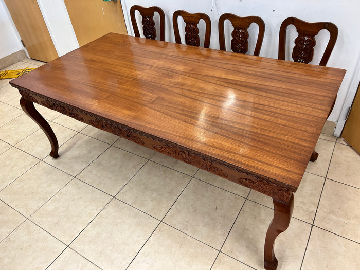 Grand Dining - Table With 8 Chairs
