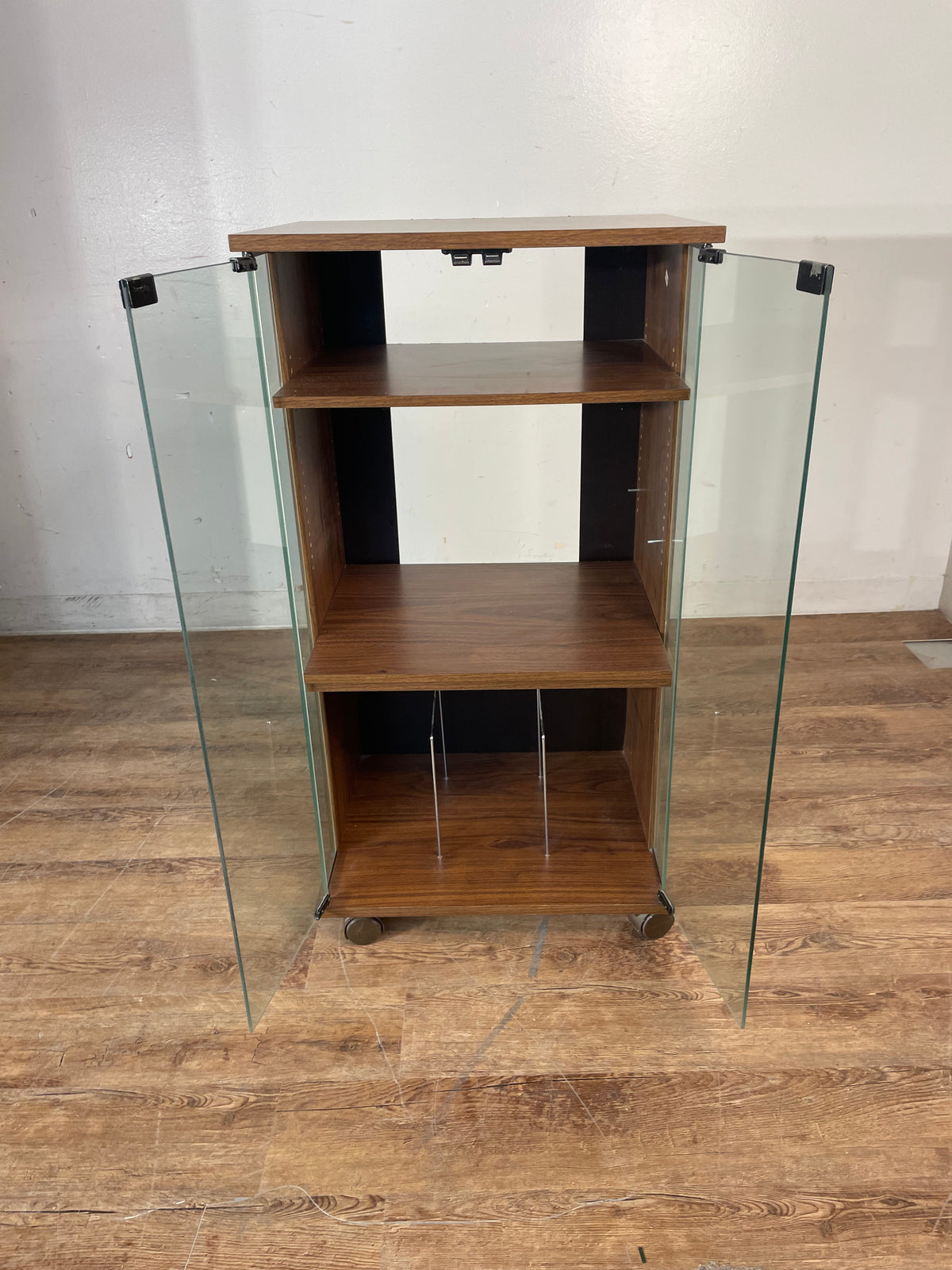 Glass Stereo Cabinet