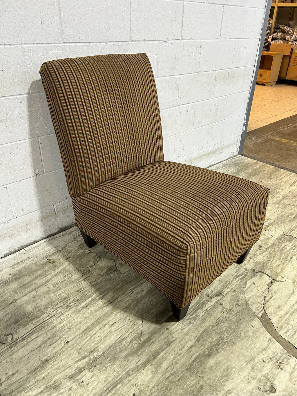 25" Accent Chair