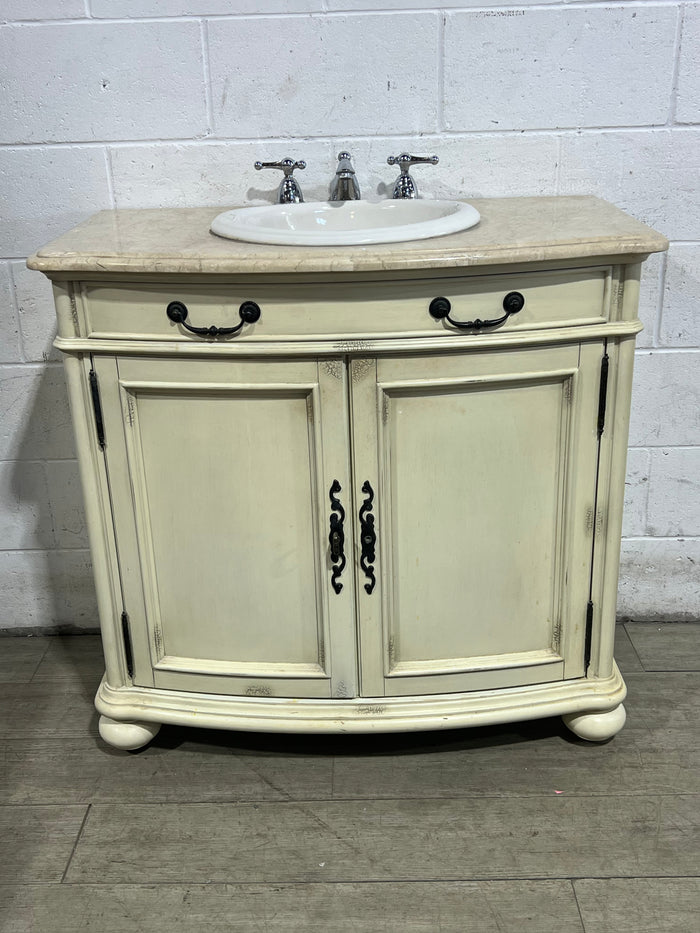Encore Vanity