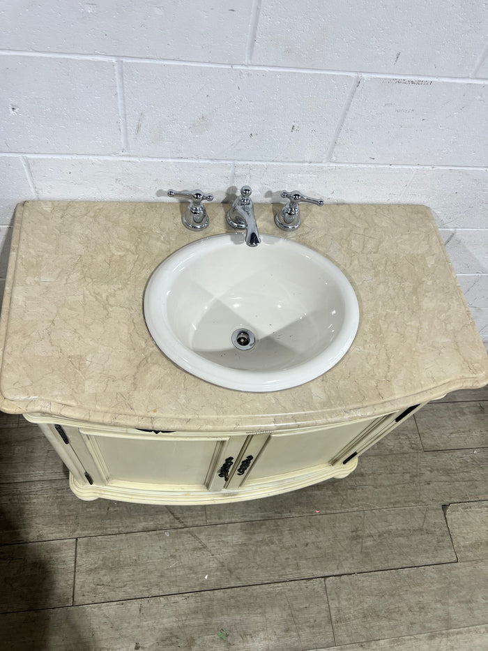 Encore Vanity