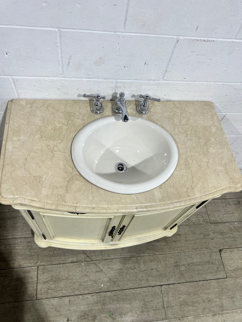 Encore Vanity