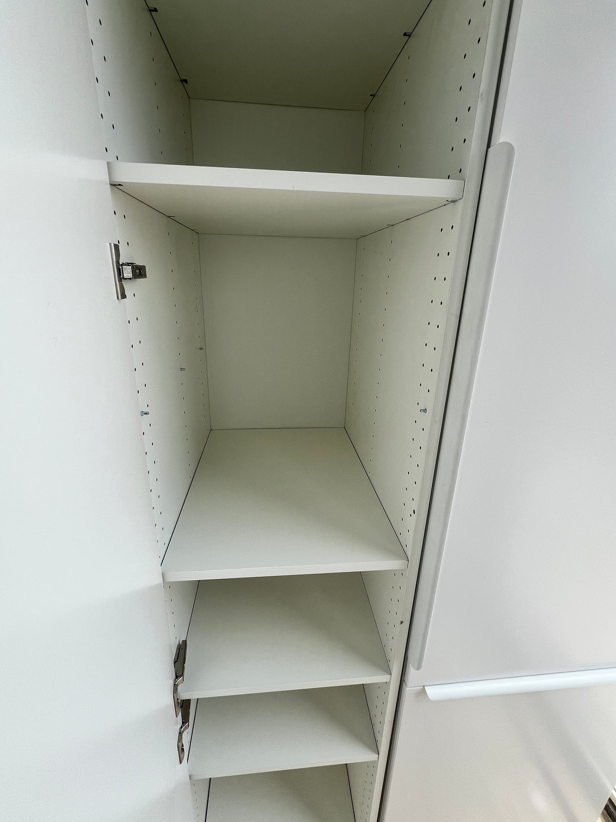 IKEA Veddinge Kitchen With Quartz Countertop