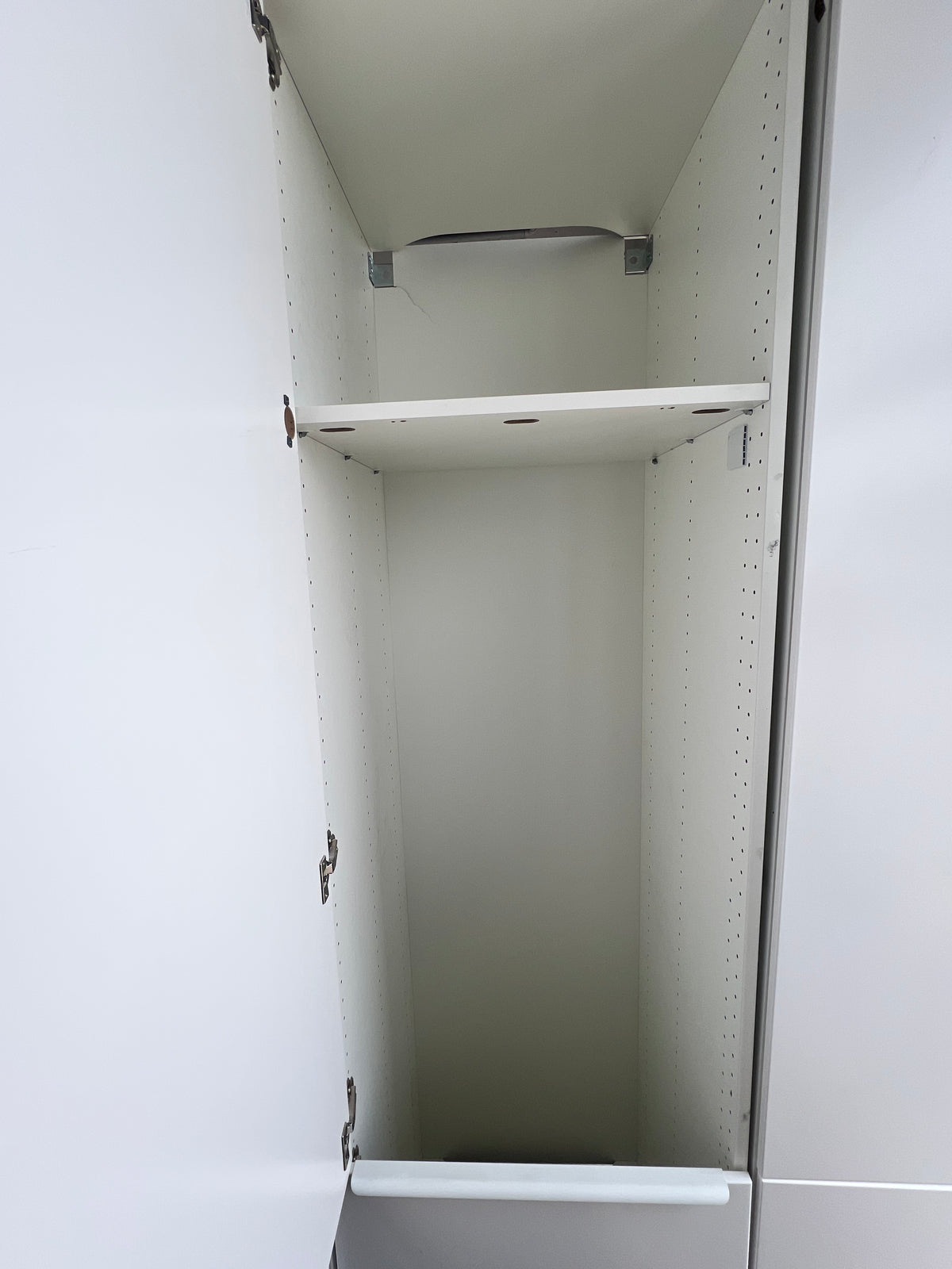 IKEA Veddinge Kitchen With Quartz Countertop