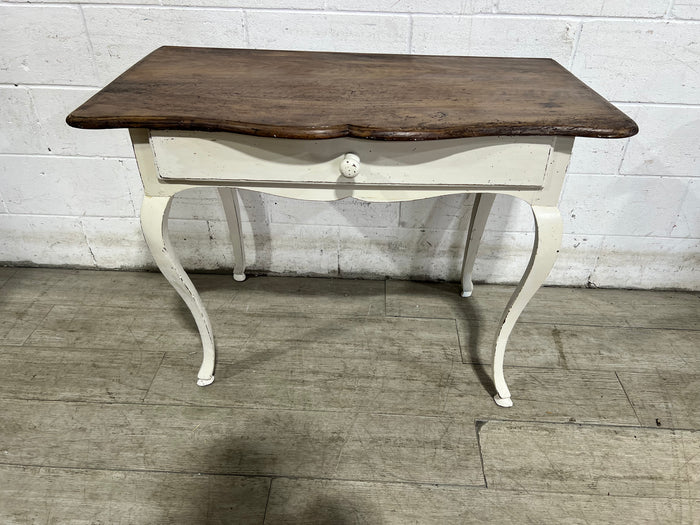Vintage Vanity Table