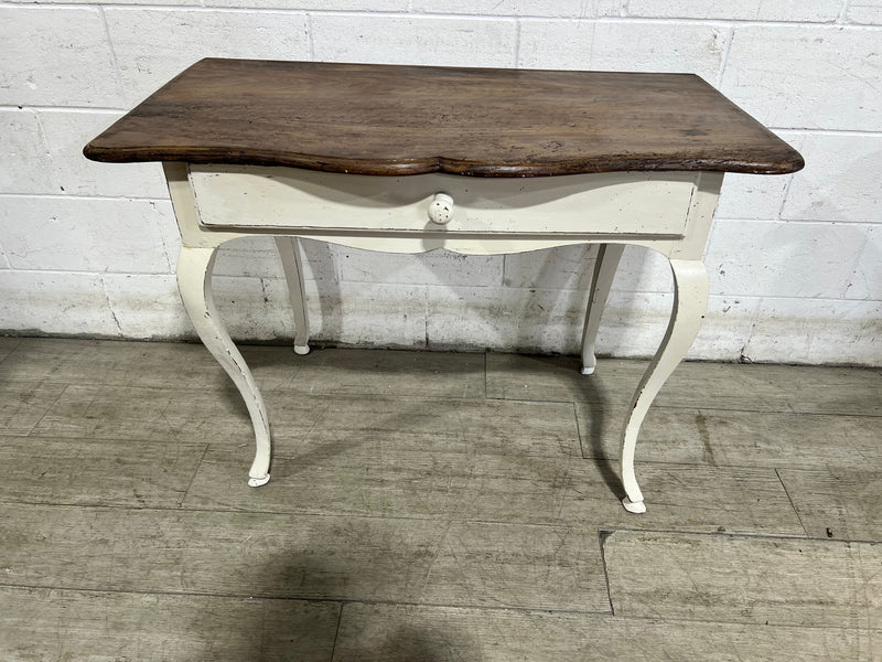 Vintage Vanity Table