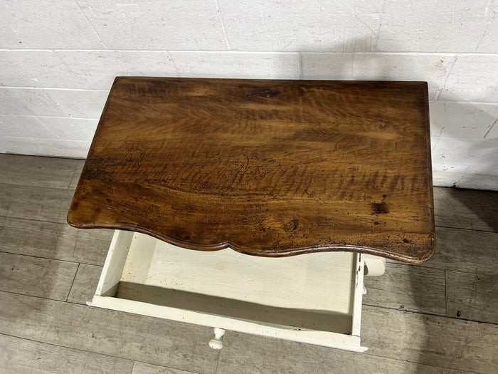 Vintage Vanity Table