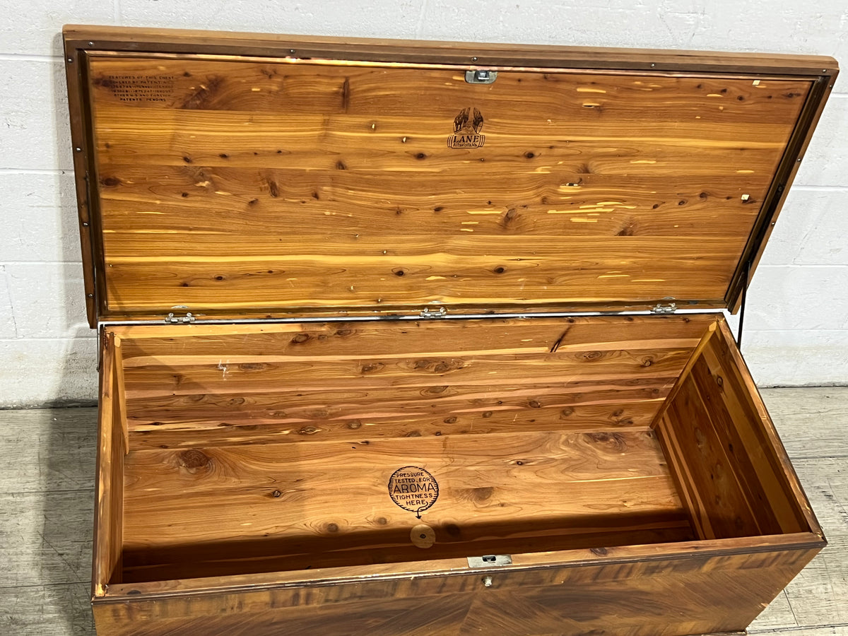 Lane AltaVista Cedar Chest