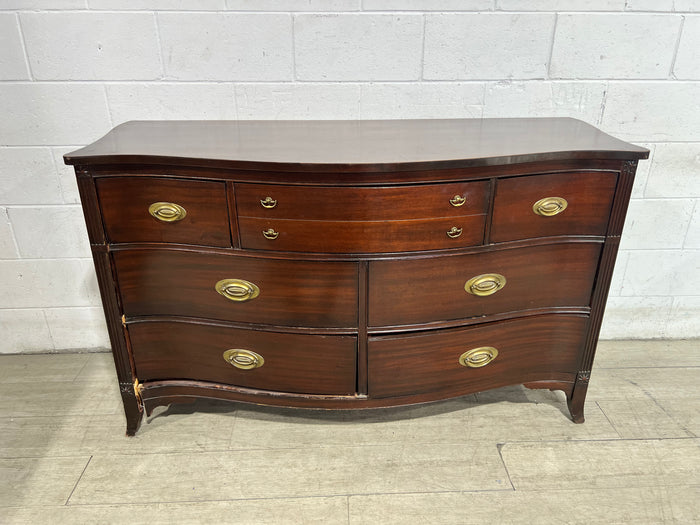 Graceful Bowfront 7-Drawer Dresser