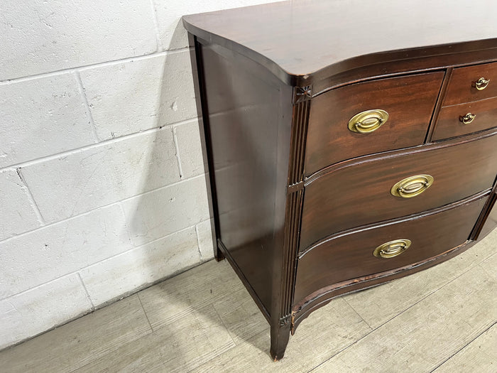 Graceful Bowfront 7-Drawer Dresser