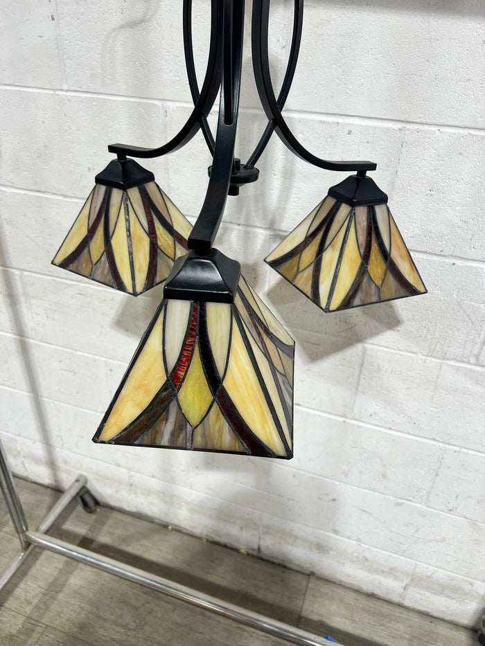 Quizel Tiffany-Like 3 Light Chandelier