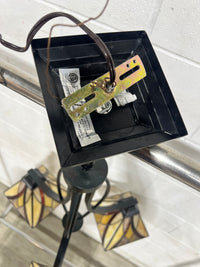 Quizel Tiffany-Like 3 Light Chandelier