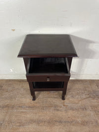 1 Drawer Urban Nightstand