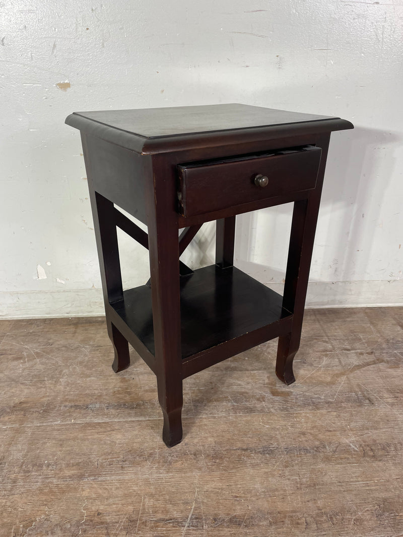 1 Drawer Urban Nightstand